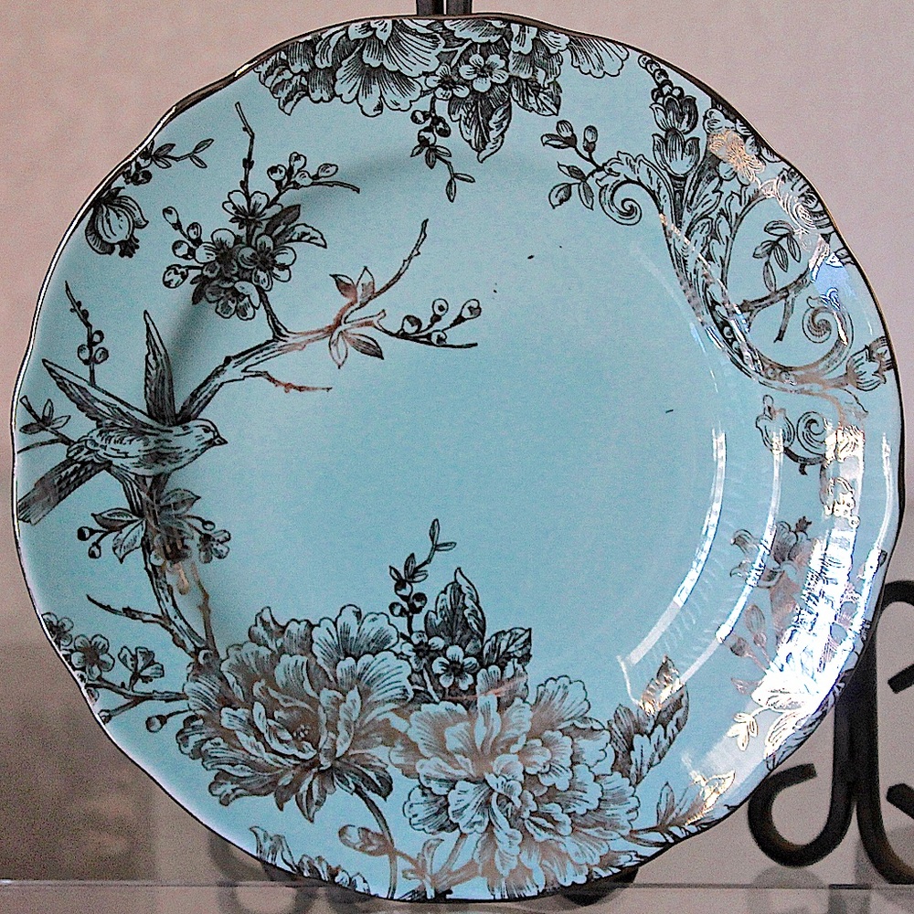 222 FIFTH ADELAIDE TURQUOISE & SILVER SALAD PLATE 8 3/4TH INCH NEW